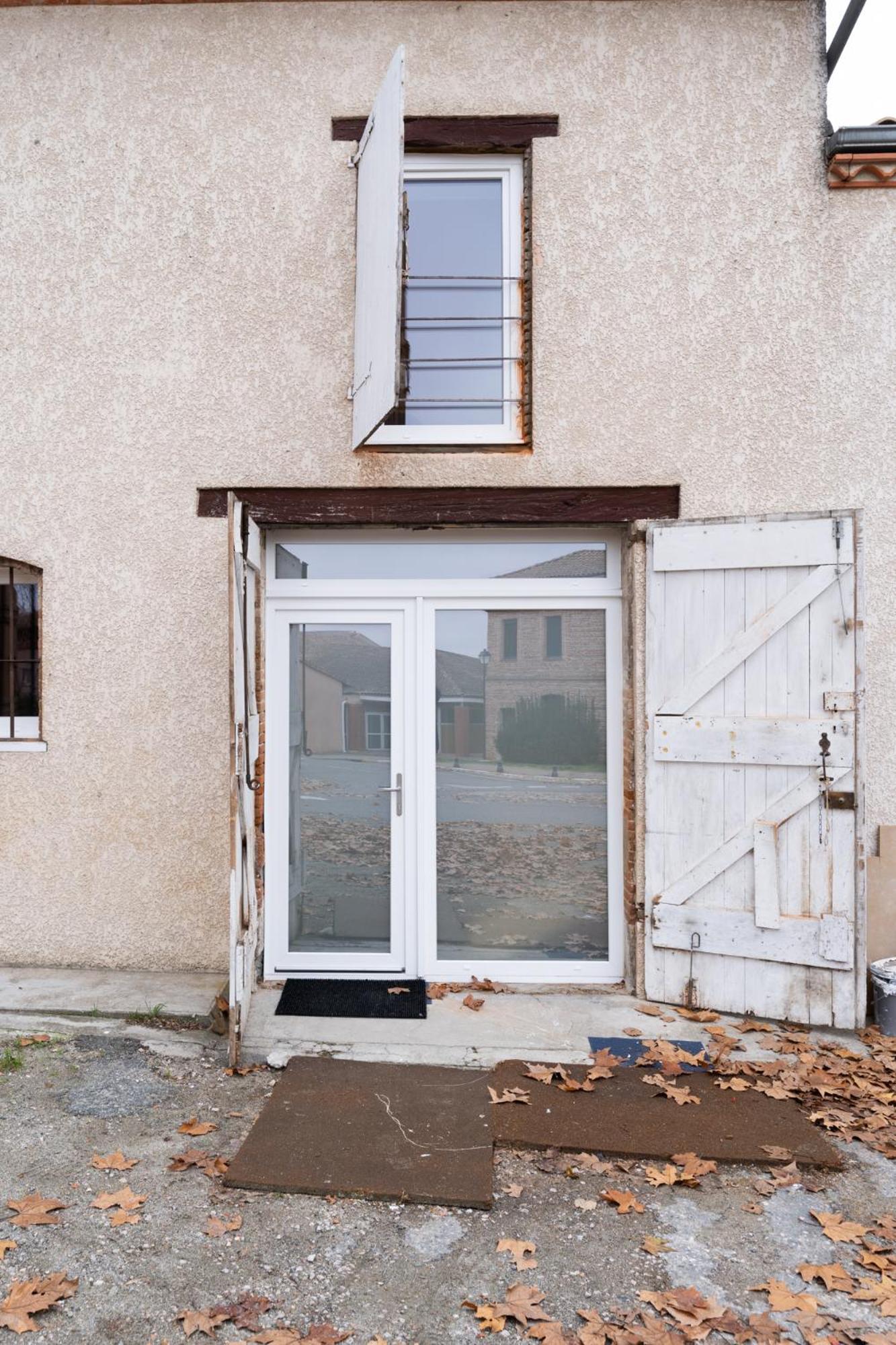 Sur La Place , Centre Village Cosy & Calme 2Ch Lapeyrouse-Fossat Exterior foto